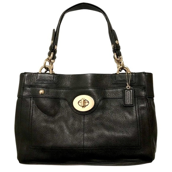 Coach Handbags - COACH Penelope Carryall F16531 Leather - EUC
